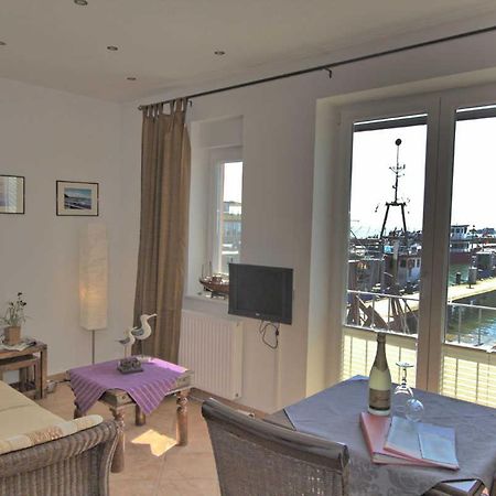 Ferienwohnung Kutterfisch Direkt Im Stadthafen ساسنيتز المظهر الخارجي الصورة